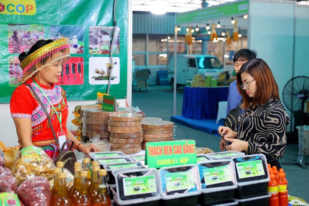 MM Mega Market: Điểm mua sắm sản phẩm OCOP của người tiêu dùng - 4 MM Mega Market: Điểm mua sắm sản phẩm OCOP của người tiêu dùng - 4