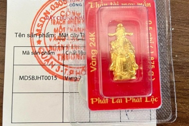 Ngân hàng "chơi lớn": Cổ đông cứ đi họp là được nhận nửa chỉ vàng