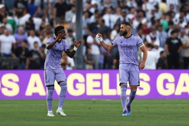 Benzema tỏa sáng, Real Madrid thắng dễ Juventus