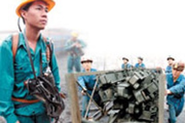An toàn cho công nhân mỏ: Báo động!