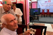 Nhân lên tình cảm các cựu chiến binh Nga từng công tác tại Việt Nam