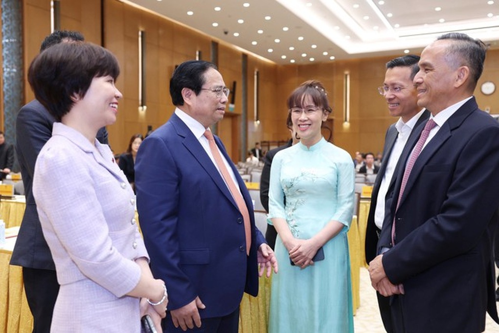 Gặp Thủ tướng, sếp Sun Group, Becamex, PVN nêu kiến nghị gì? - 1 Gặp Thủ tướng, sếp Sun Group, Becamex, PVN nêu kiến nghị gì? - 1