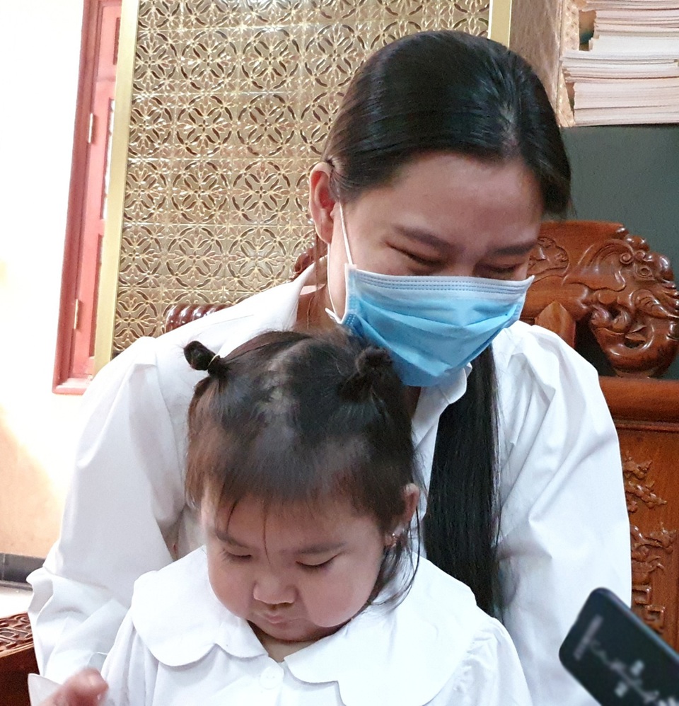 Linh Lan xin cộng đồng mạng đừng chỉ trích ba mẹ Vân Quang Long - 3 Linh Lan xin cộng đồng mạng đừng chỉ trích ba mẹ Vân Quang Long - 3