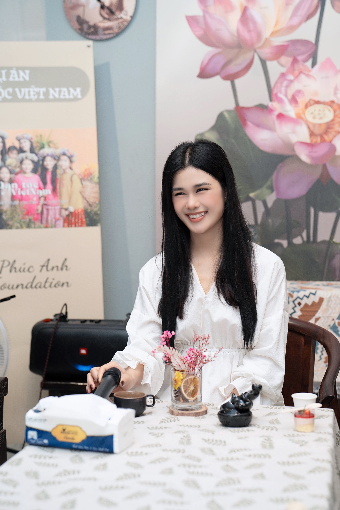 តារាចម្រៀង Phuc Anh បានអញ្ជើញស្រីស្អាត៣រូបមកចូលរួមគម្រោងជនជាតិចំនួន៥៤នៅវៀតណាម - 2 Ca sĩ Phúc Anh mời 3 hoa hậu đồng hành cùng dự án 54 dân tộc Việt Nam - 2