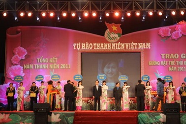 Tuyên dương 10 gương mặt trẻ Thủ đô tiêu biểu năm 2011