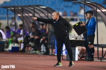 Chủ tịch Liên đoàn bóng đá Malaysia nói thẳng lý do từ chối HLV Park