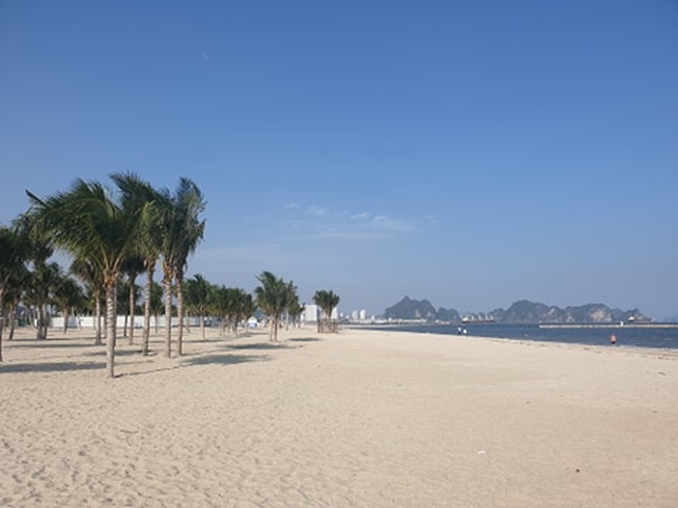 Khu du lịch Bãi Cháy đìu hiu trong ngày đầu nghỉ lễ - 1 Khu du lịch Bãi Cháy đìu hiu trong ngày đầu nghỉ lễ - 1