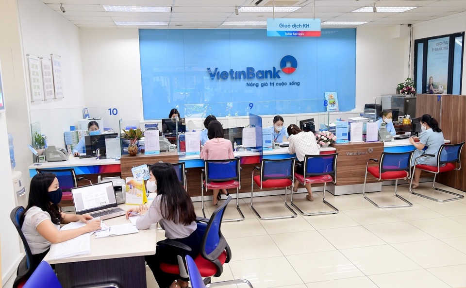 VietinBank: Hài hòa lợi ích nền kinh tế và nhà đầu tư - 3 VietinBank: Hài hòa lợi ích nền kinh tế và nhà đầu tư - 3