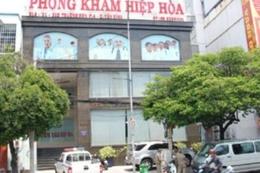 Trục xuất 6 người Trung Quốc khám bệnh “chui”