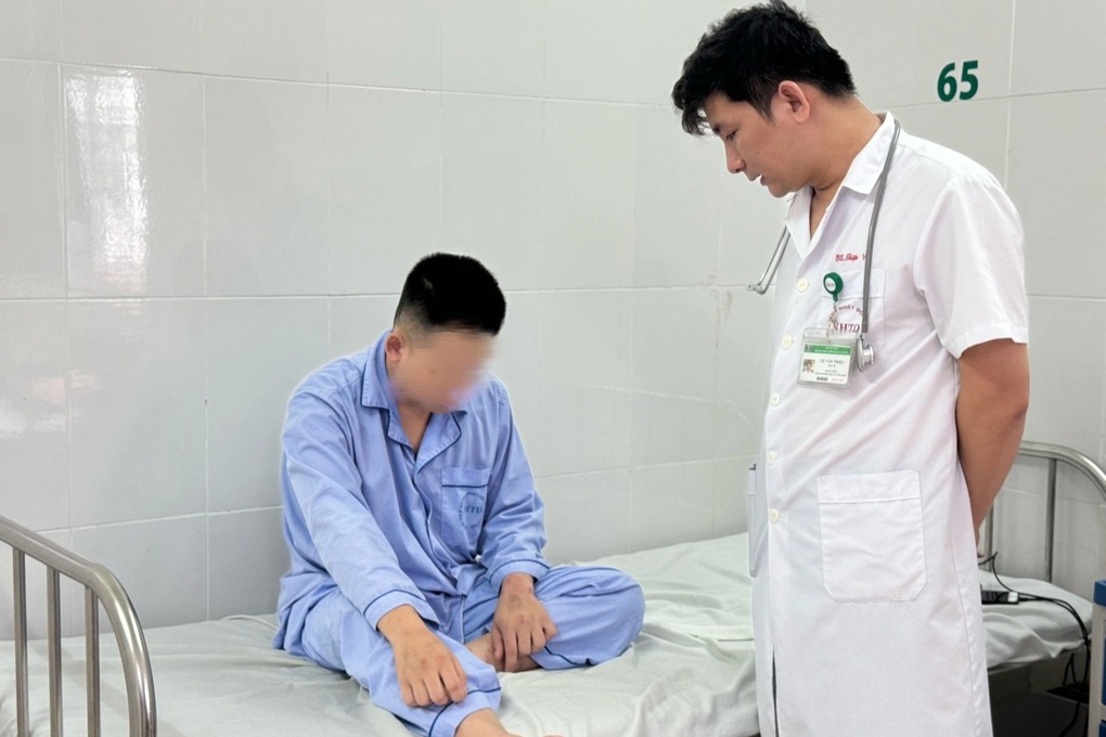 Giun sán bò lúc nhúc dưới da nam thanh niên mê ăn gỏi cá - 1 Giun sán bò lúc nhúc dưới da nam thanh niên mê ăn gỏi cá - 1