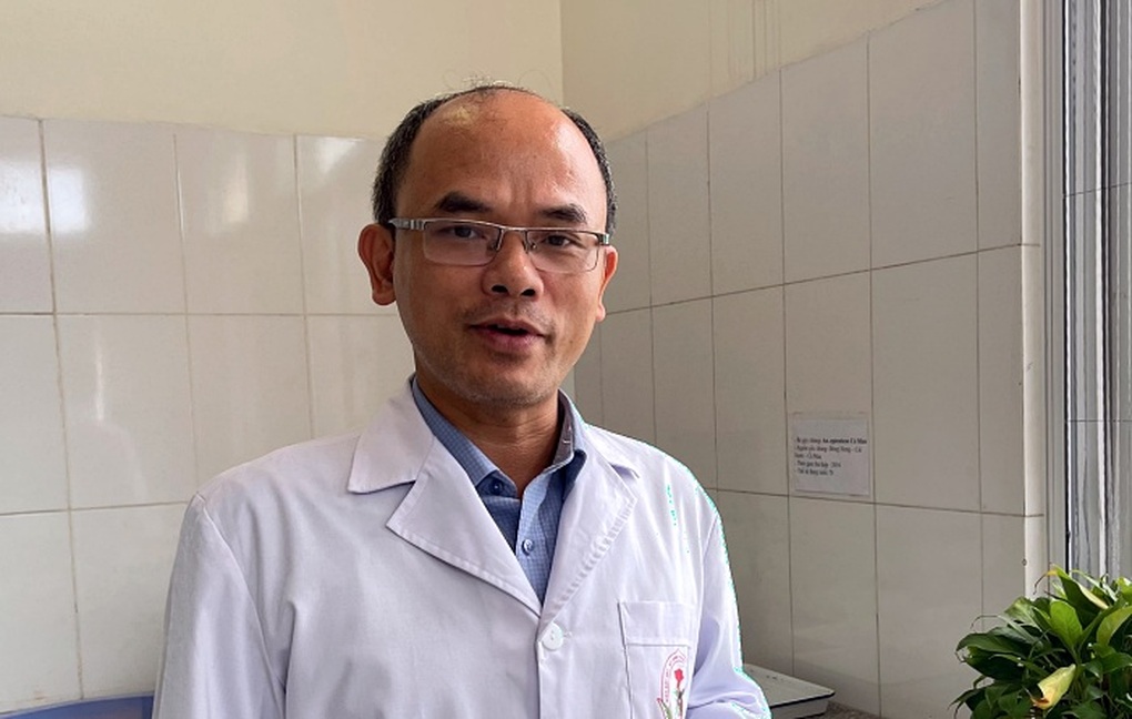 Người đàn ông ngứa, lở loét vùng sinh dục, phát hiện ổ rận - 1 Người đàn ông ngứa, lở loét vùng sinh dục, phát hiện ổ rận - 1