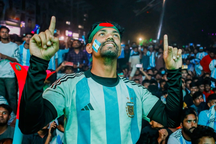 Đất nước nhỏ bé, tôn sùng Messi như "thánh sống"