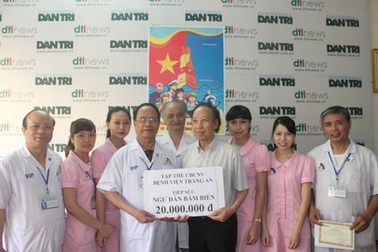 Bạn đọc Dân trí đã ủng hộ hơn 1 tỷ đồng "Tiếp sức ngư dân bám biển"