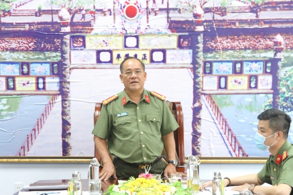 Vì sao Giám đốc Cảng Hàng không quốc tế Phú Bài cùng bộ sậu bị bắt? - 1 Vì sao Giám đốc Cảng Hàng không quốc tế Phú Bài cùng bộ sậu bị bắt? - 1
