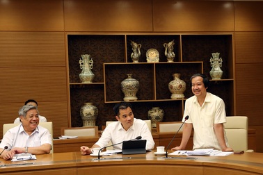 Phó Thủ tướng: Tạo điều kiện tối đa biên soạn bộ Quốc sử, Quốc chí