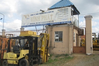 Trả cho khách hàng bên Mỹ, tiền “chạy” sang Anh