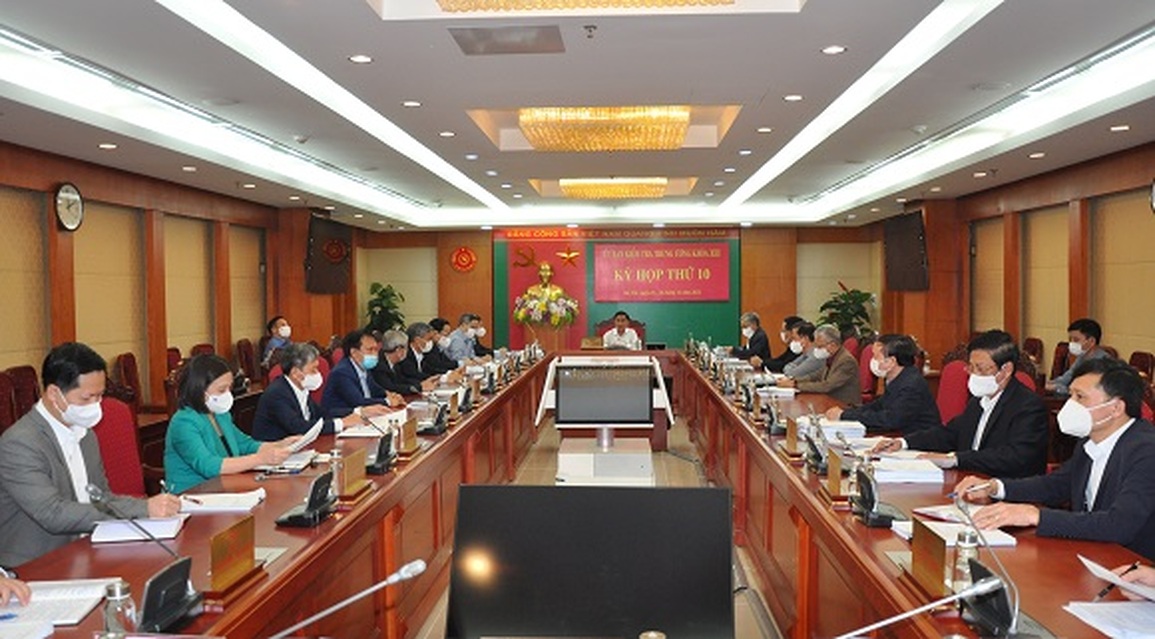 Bộ Tài nguyên - Môi trường buông lỏng, để xảy ra vi phạm khai thác than - 1 Bộ Tài nguyên - Môi trường buông lỏng, để xảy ra vi phạm khai thác than - 1