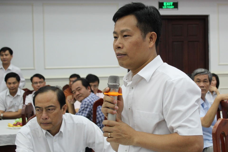 Chủ tịch Cà Mau: Công chức, viên chức trẻ có ý tưởng hay xin cứ nhắn tin - 4 Chủ tịch Cà Mau: Công chức, viên chức trẻ có ý tưởng hay xin cứ nhắn tin - 4