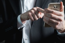 Làm thế nào để phòng tránh pin điện thoại thông minh phát nổ?