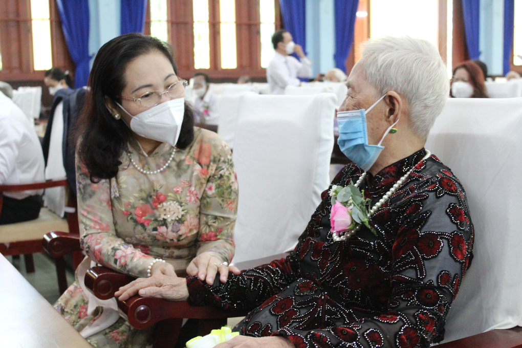 Vùng đất thép tri ân hơn 35.000 anh hùng liệt sĩ, gia đình người có công - 4 Vùng đất thép tri ân hơn 35.000 anh hùng liệt sĩ, gia đình người có công - 4