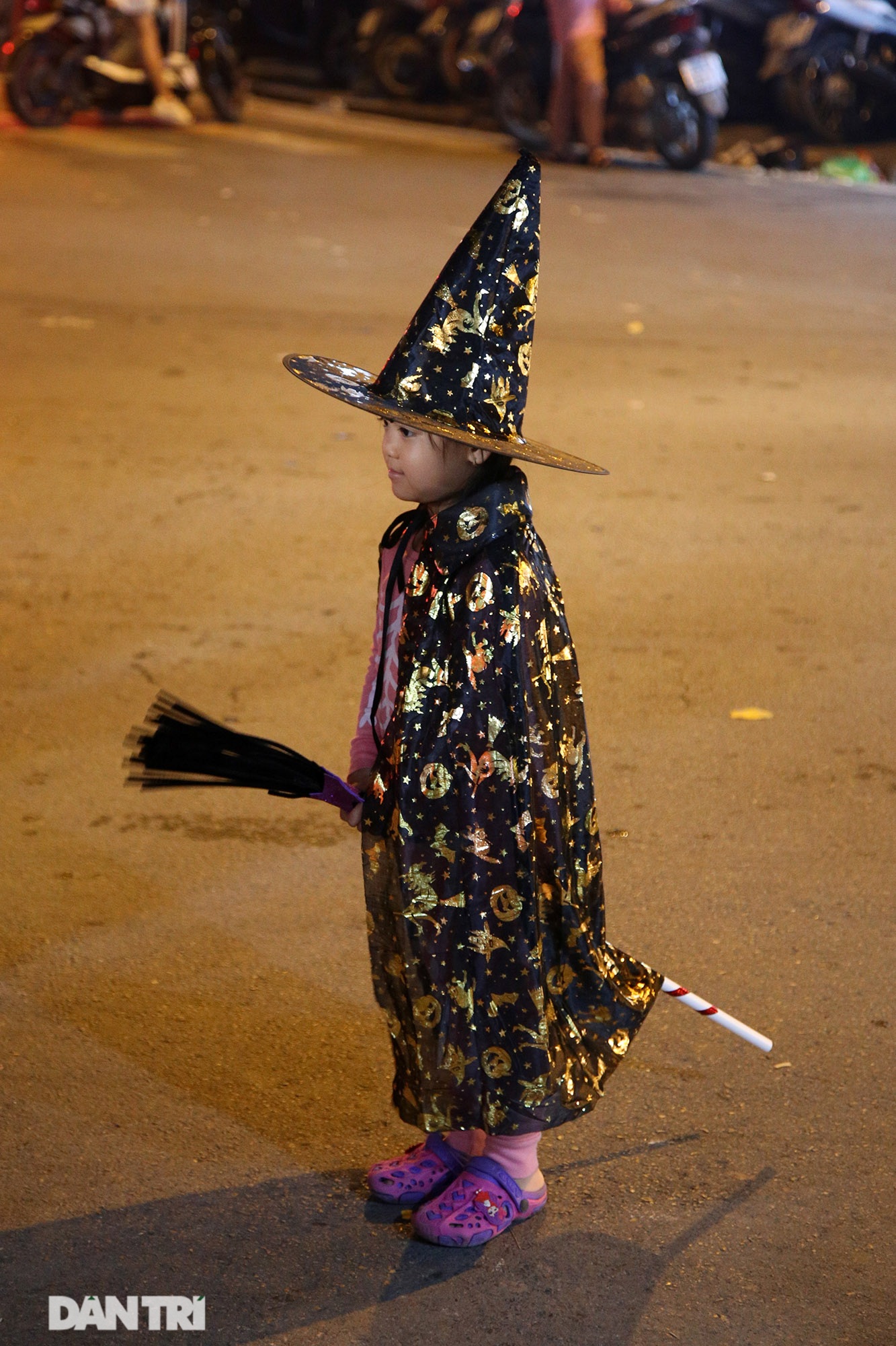 Đêm Halloween tại Hà Nội - 4