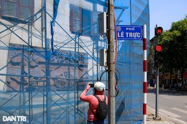 Hà Nội: "Số phận" bức phù điêu ở dãy nhà Pháp cổ sẽ được định đoạt thế nào?