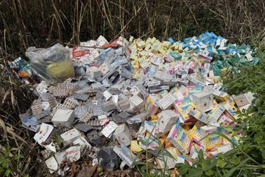 Tìm ra người đổ hàng chục nghìn thực phẩm chức năng ở TPHCM