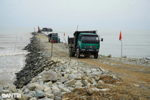 Công trường cảng cá 280 tỷ đồng từ tiền bồi thường của Formosa