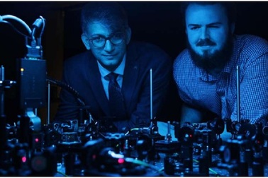 Bảo vệ mạng máy tính lượng tử chống lại các mối đe dọa tấn công