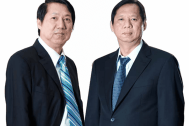 Một năm đen đủi của cặp đại gia gốc Hoa Trần Kim Thành - Trần Lệ Nguyên