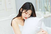 36 tuổi vẫn ế vợ: "Tôi đã quen 6 cô nhưng không ai chịu nổi mẹ tôi"