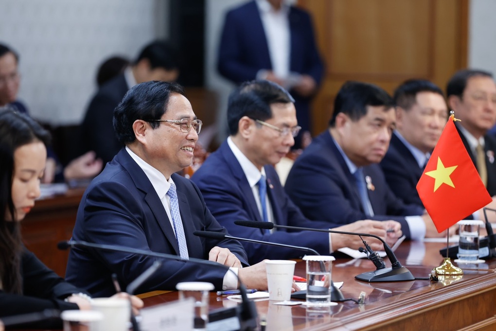 Thủ tướng đề nghị Hàn Quốc xem xét miễn thị thực cho công dân Việt Nam - 3 Thủ tướng đề nghị Hàn Quốc xem xét miễn thị thực cho công dân Việt Nam - 3