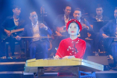 “Lưỡng cực”- chương trình nghệ thuật “hớp hồn” khán giả