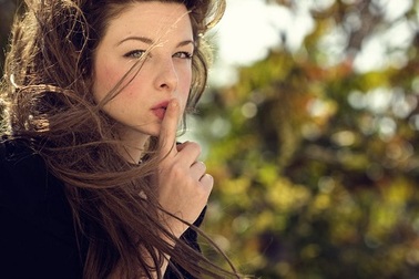 Âm nhạc yên lặng - “trò chơi khăm” đỉnh cao của làng nhạc