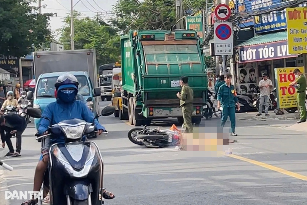 Xe cứu hộ kéo xe rác cán một người tử vong ở TPHCM - 1 Xe cứu hộ kéo xe rác cán một người tử vong ở TPHCM - 1