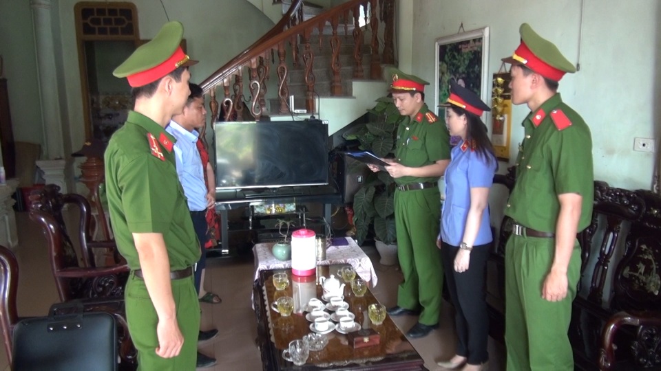 2 anh em lập hơn 100 bộ hồ sơ khống để rút 22 tỷ đồng từ quỹ tín dụng - 1 2 anh em lập hơn 100 bộ hồ sơ khống để rút 22 tỷ đồng từ quỹ tín dụng - 1