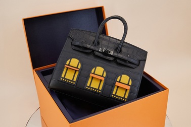Túi Hermès ô cửa sổ giá trên 4 tỷ đồng, dân chơi vẫn tranh nhau mua