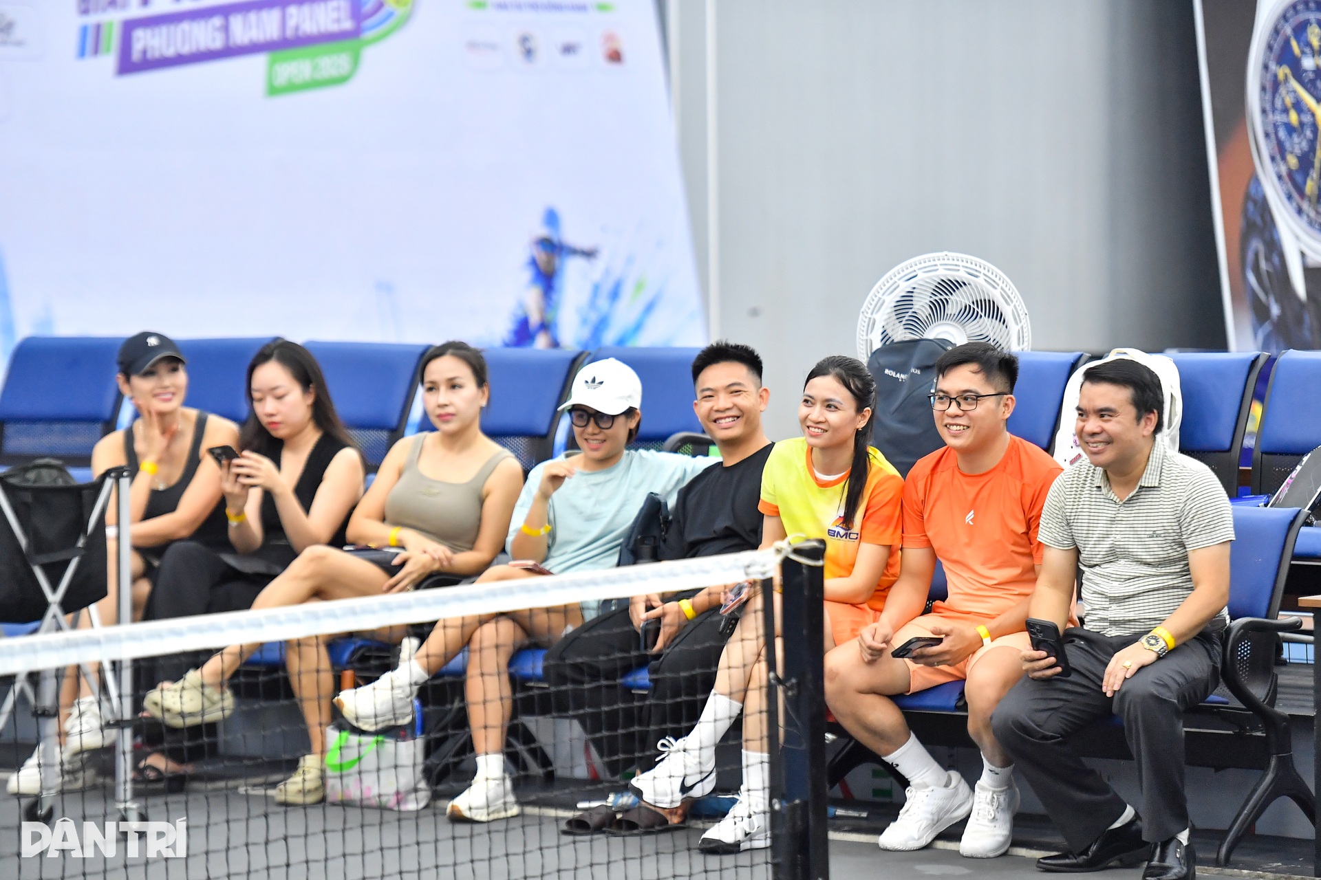 Anna Bright thi đấu pickleball cùng người hâm mộ tại Hà Nội - 10 Anna Bright thi đấu pickleball cùng người hâm mộ tại Hà Nội - 10