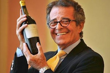 “Mục sở thị” chai vang 200 tuổi có giá gần 2,5 tỉ đồng 