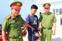 Đánh bạc trong cơ sở cai nghiện ma túy, 5 học viên bị tạm giam