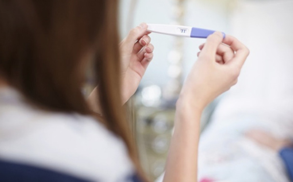 Hoãn đám cưới vì dịch nhưng lại lỡ có bầu - 1 Hoãn đám cưới vì dịch nhưng lại lỡ có bầu - 1