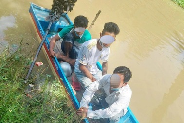 Né chốt kiểm dịch, 7 người đi xuồng máy từ Cần Thơ qua An Giang