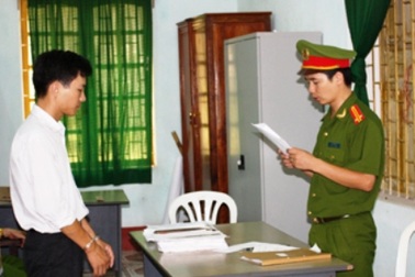 5 “quan xã” bị khởi tố vì "rút ruột" tiền đền bù