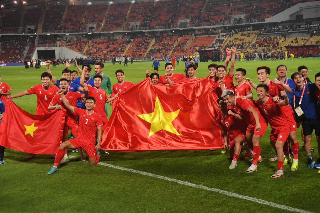 Phản ứng của CĐV Đông Nam Á khi tuyển Việt Nam vô địch AFF Cup 2024 - 1