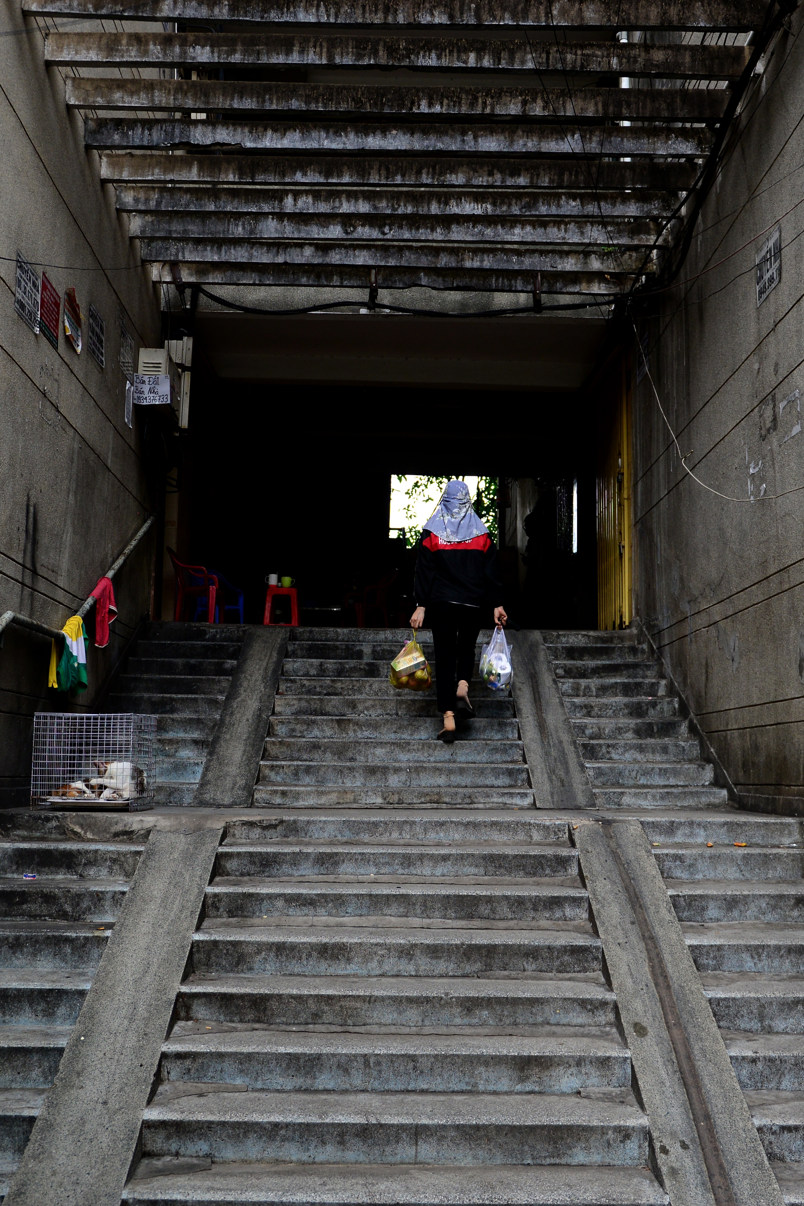 Sống thấp thỏm trong chung cư từng lớn nhất miền Nam - 19 Sống thấp thỏm trong chung cư từng lớn nhất miền Nam - 19