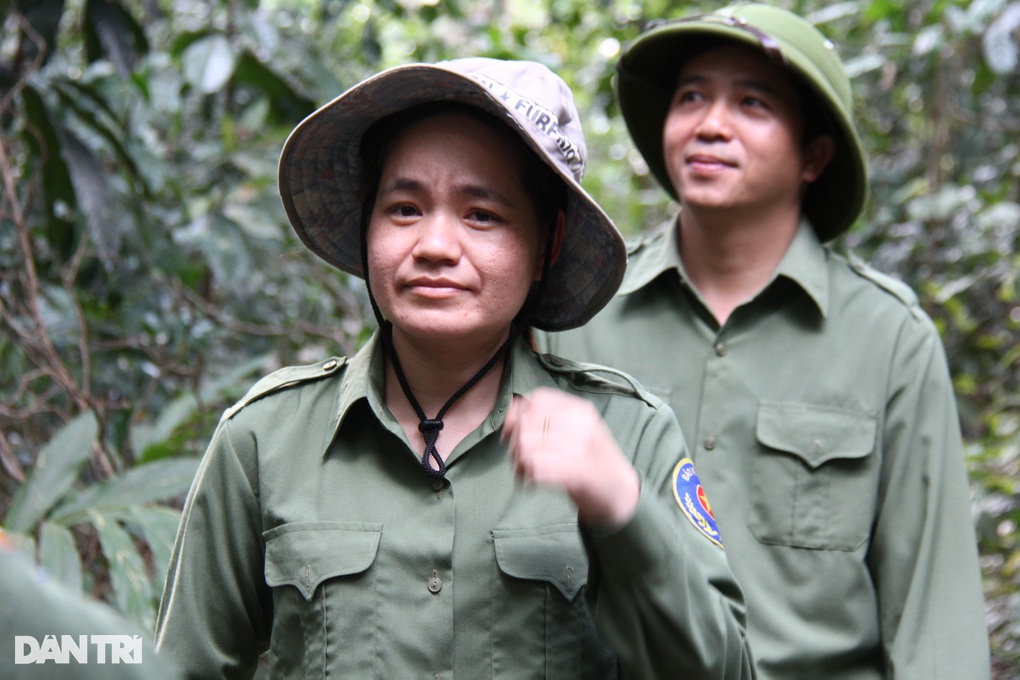 Những bông hồng thép chung lời thề giữ rừng - 3 Những bông hồng thép chung lời thề giữ rừng - 3