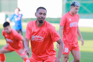 Cao Quang Vinh: “Tôi chỉ cần 10 ngày để thích nghi với đội tuyển Việt Nam”