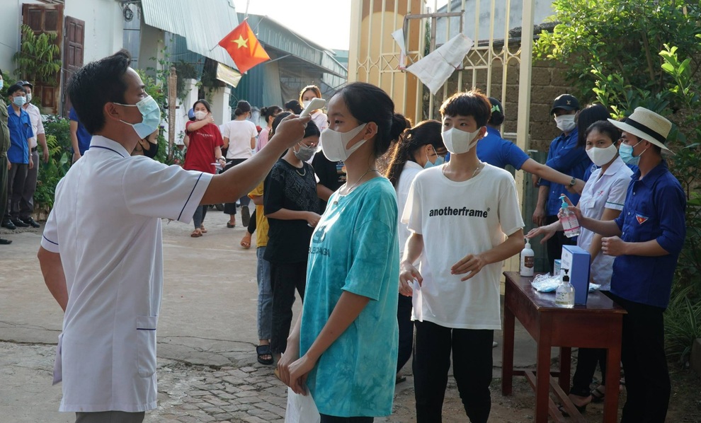 Điểm thi giãn cách vào lớp 10 của Nghệ An: Mỗi phòng thi tối đa 11 thí sinh - 3 Điểm thi giãn cách vào lớp 10 của Nghệ An: Mỗi phòng thi tối đa 11 thí sinh - 3