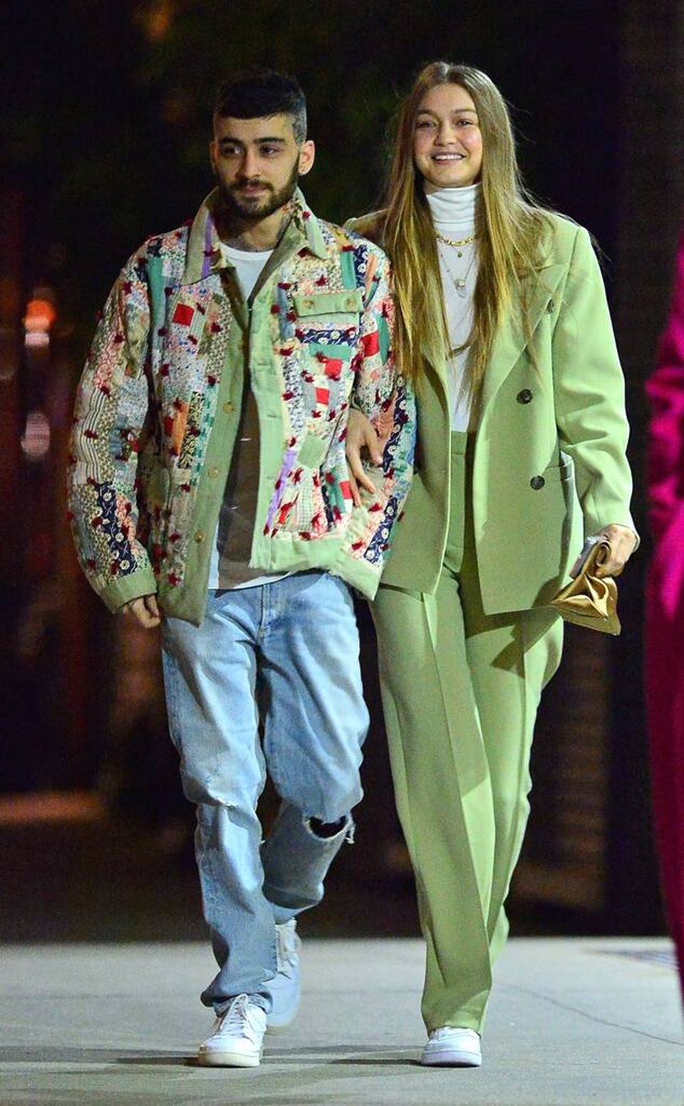 Gigi Hadid mang thai bé gái - 2
