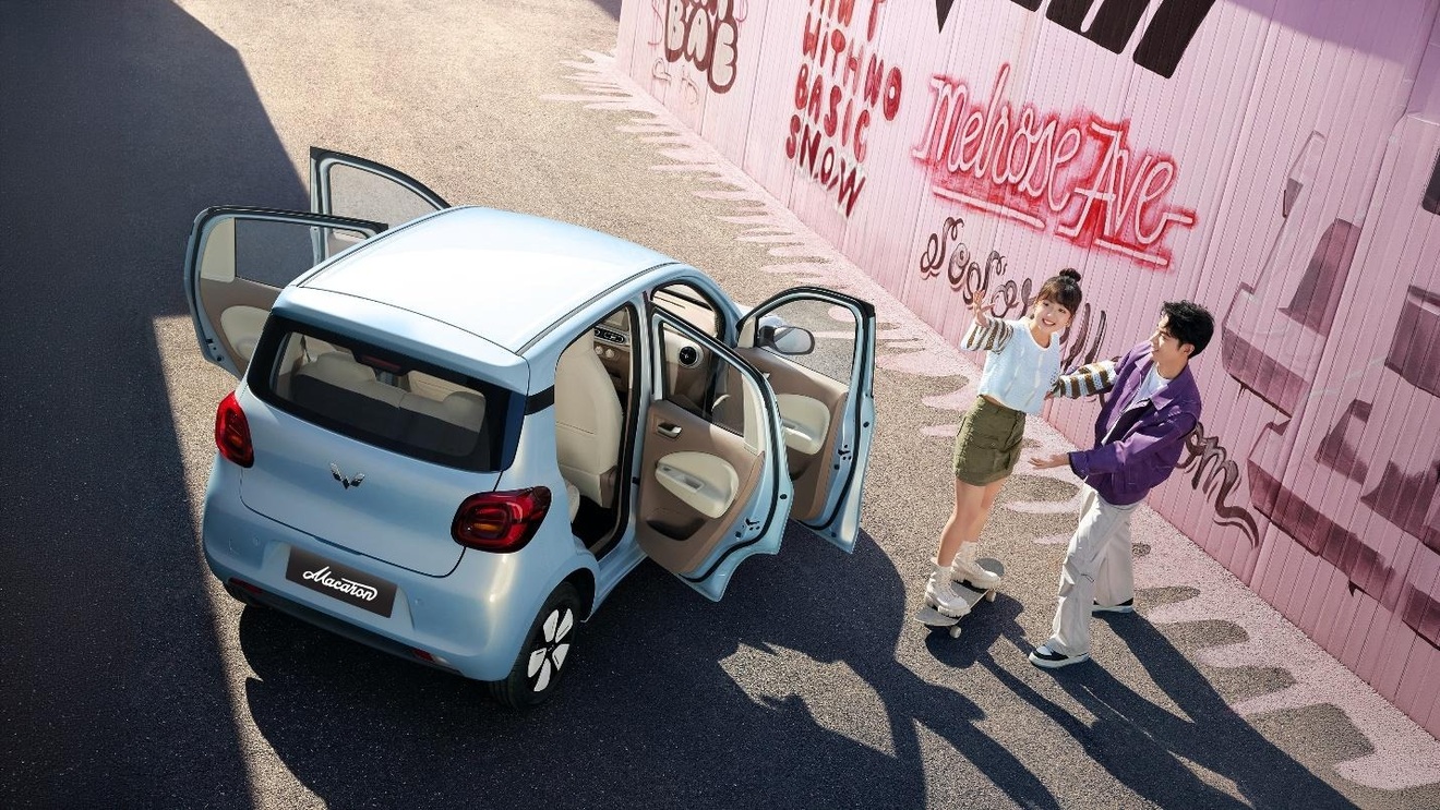 Wuling Mini EV Macaron: A 5-door electric car for young urban dwellers.